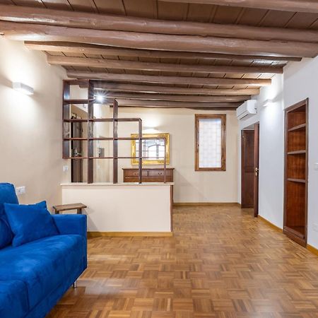 Woodstyle Apartment - Navona โรม ภายนอก รูปภาพ