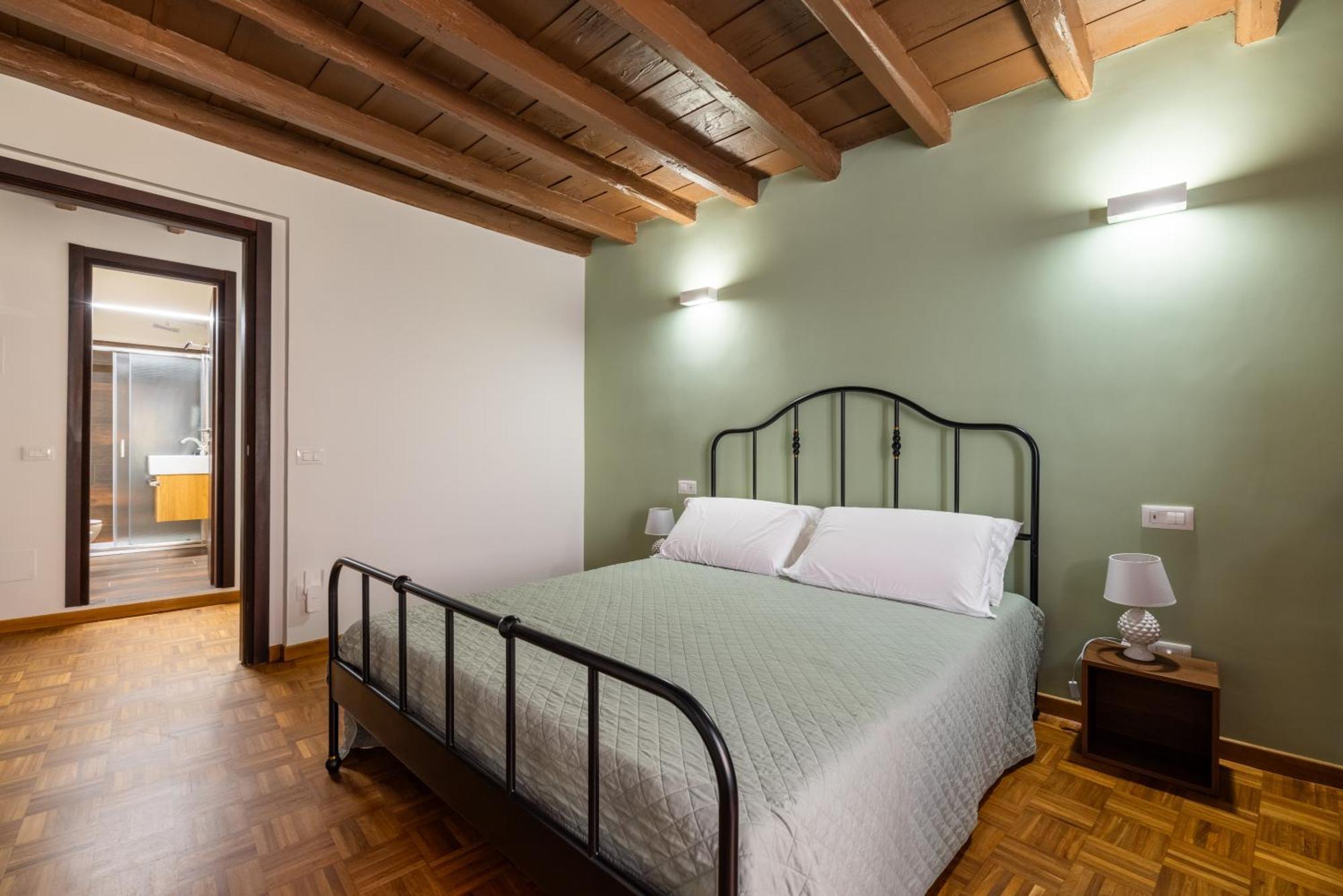 Woodstyle Apartment - Navona โรม ภายนอก รูปภาพ